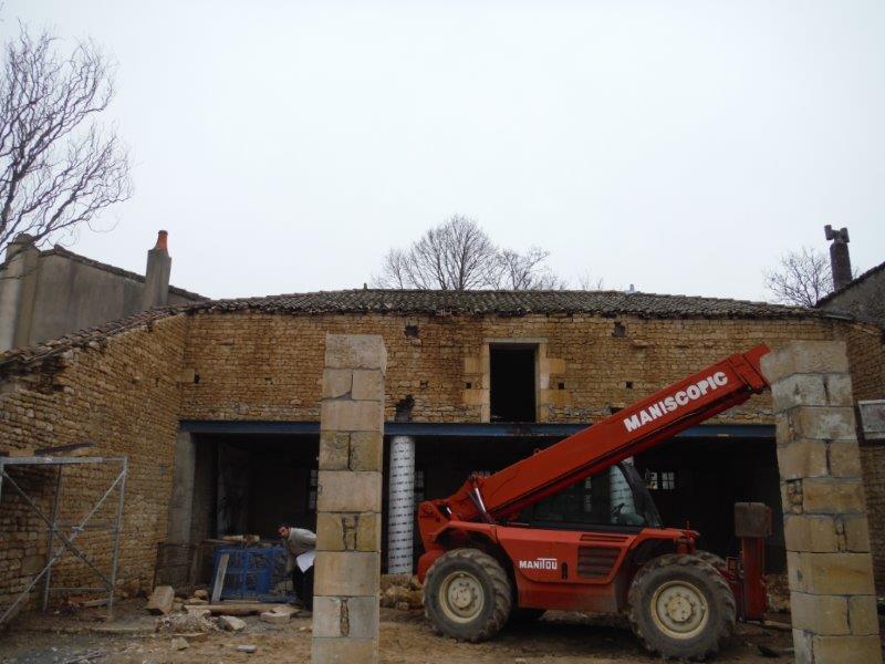 Restauration charpente chêne à Saint Maixent (79)